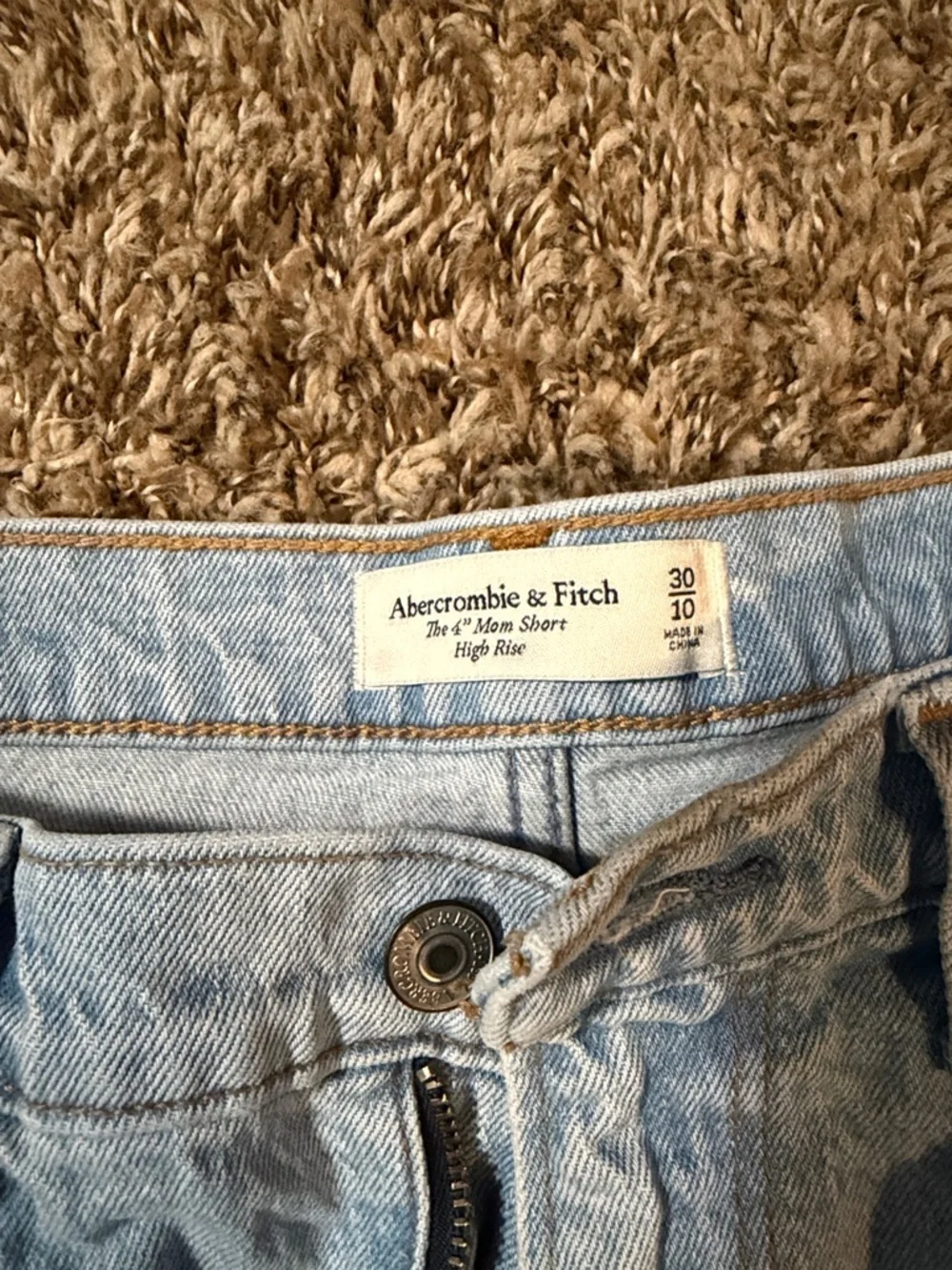 Abercrombie & Fitch Light Wash Denim Shorts - Picture 2 of 3